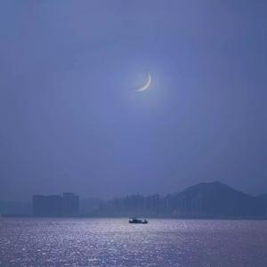 老师憋不住穿小内内尿急知乎
